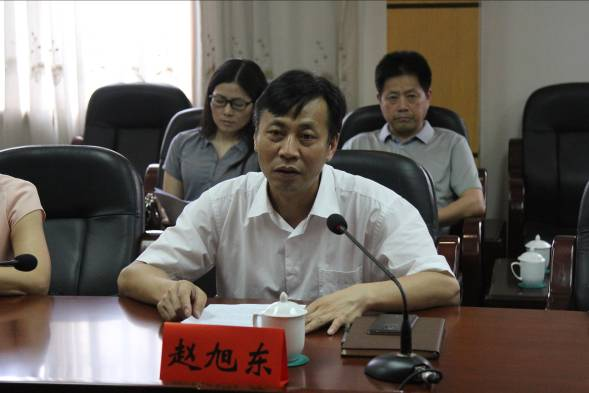 广东省教育厅学生资助工作管理中心副调研员王红松讲话