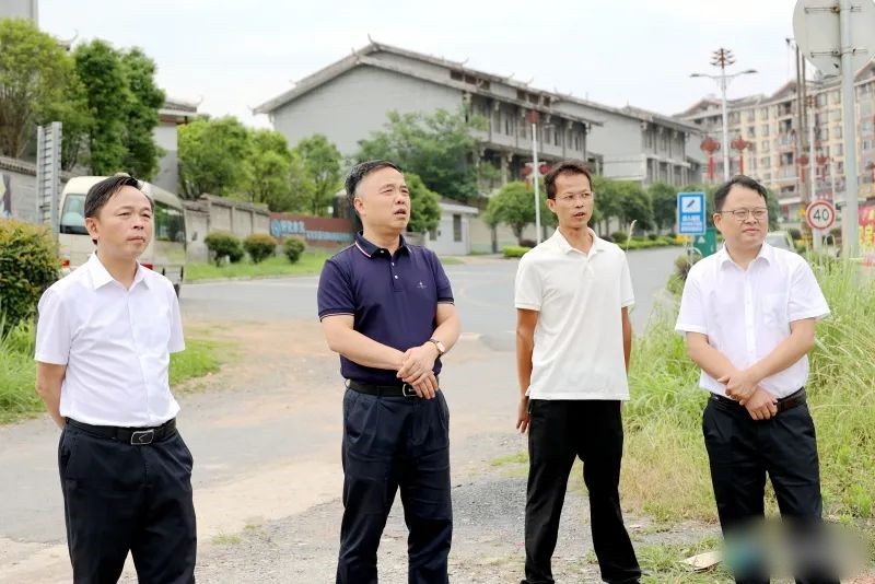 毛运鸿田刚率队调研指导70周年县庆重点项目建设工作