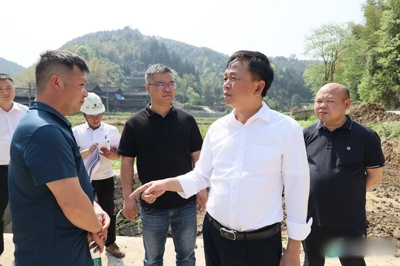 田刚督导春耕生产水利建设暨防汛工作