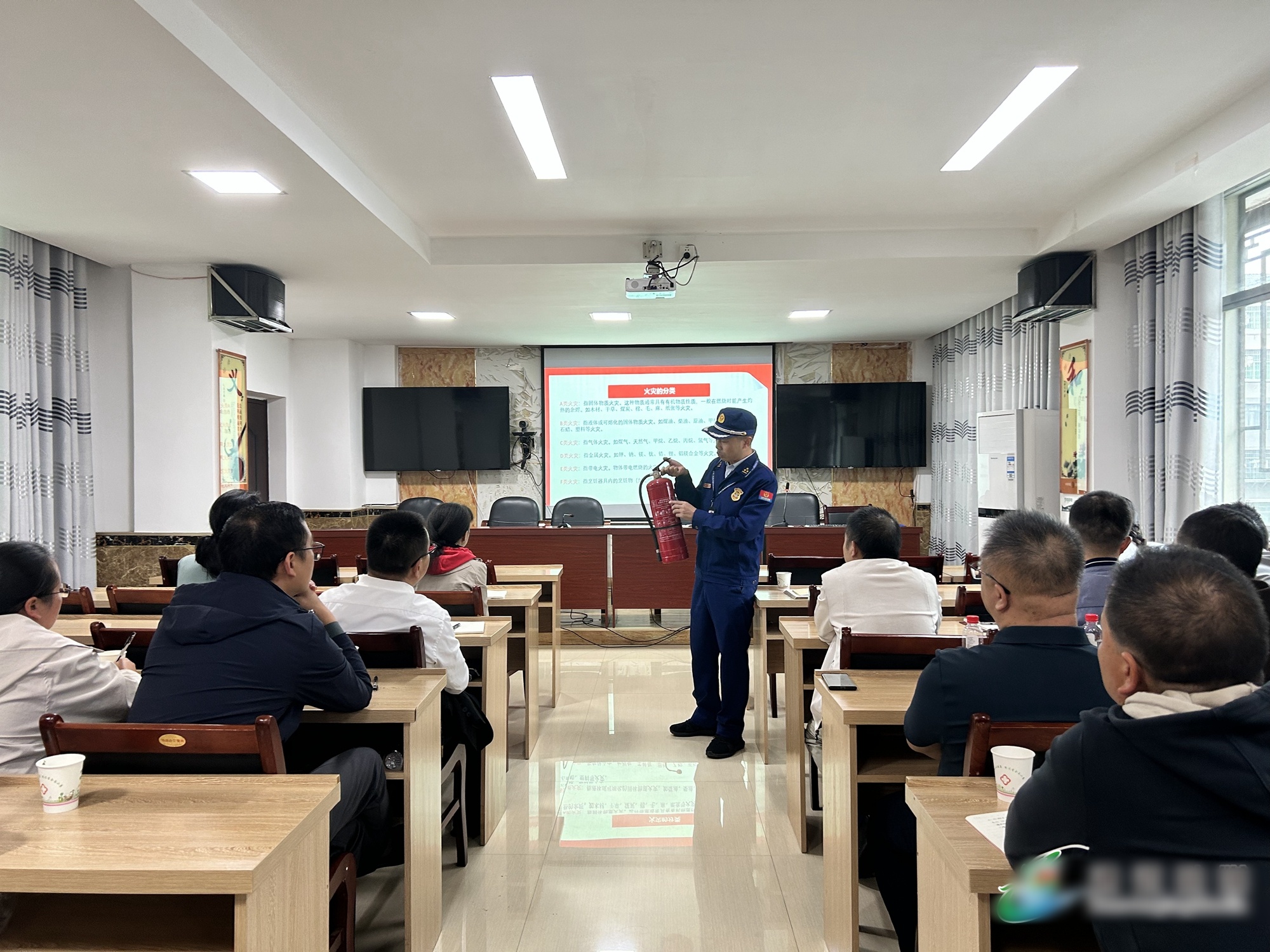 通道：消防培训警钟鸣 应急演练筑安全